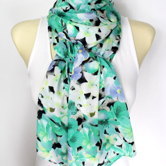 Gift for Mom Boho Floral Scarf Satin Silk Scarf Womens Fashion Scarf Floral Print Scarf Mothers Day Gift from Daughter Summer Outdoors Party