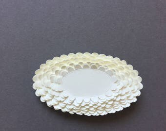 Filigree brooch made of paper
