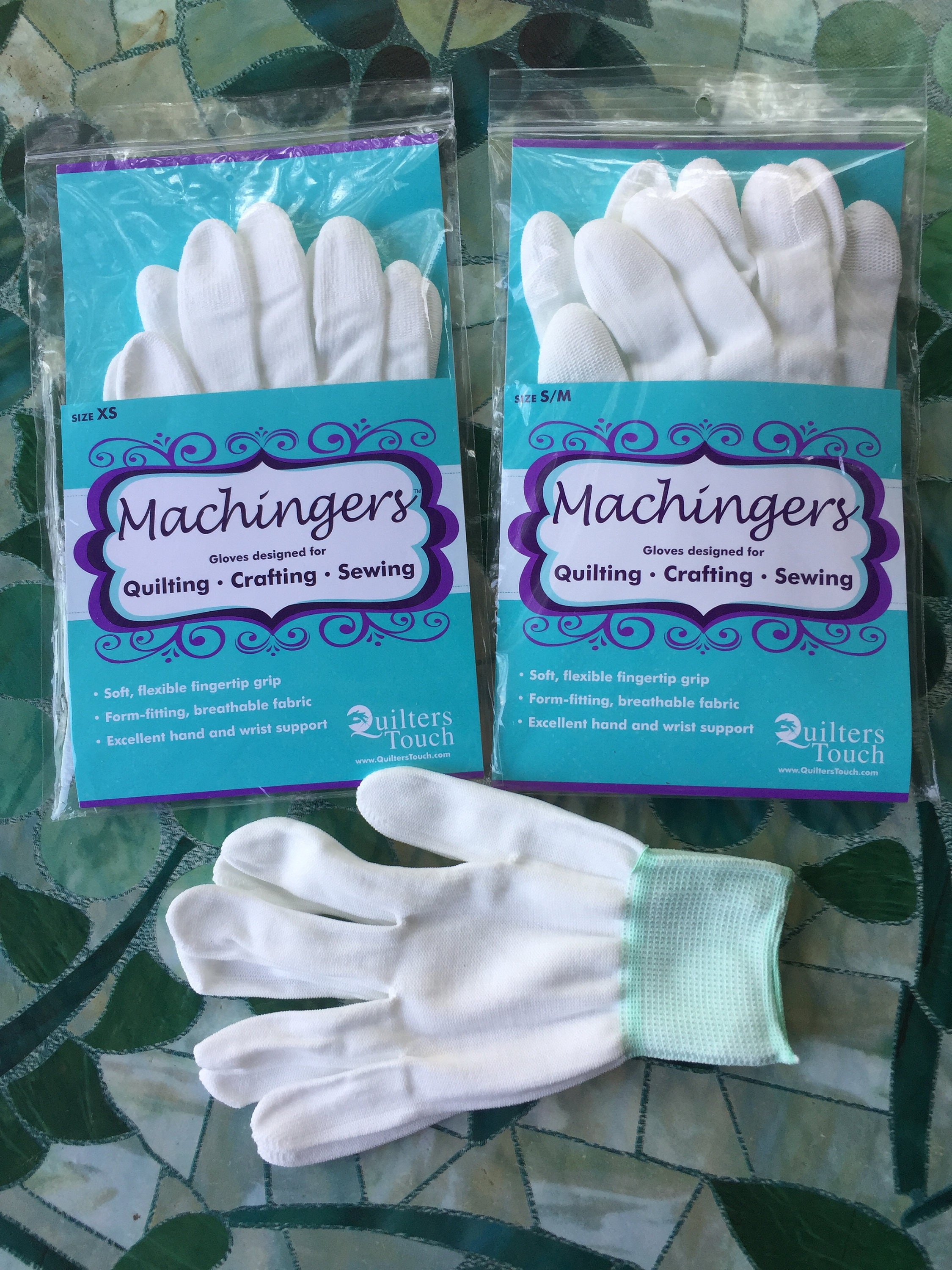 Quilting gloves