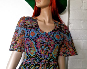 SALE - Original 1960's Psychedelic/Paisley Print Maxi Dress.