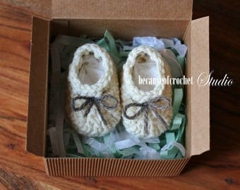 Sale! Newborn baby booties (without box). Baby crochet slippers. Foot length 3". Baby Gender Reveal. Pregnancy Announcement. Ready to ship.