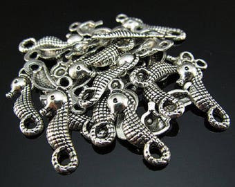 set of 5 Silver seahorse charm 22mm