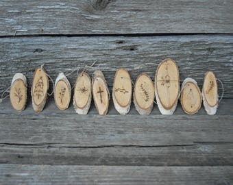 Natural Wood burned Christmas ornaments, Natural wood rounds ,Primitive Christmas Tree Decorations