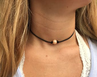 Large Freshwater Pink/Coral Pearl and Real Leather Choker; Real Pearl Choker; 1 Pearl Choker; Leather Pearl Choker