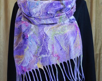 Lilac Scarf with White and Colored Silk Threads, Tender Purple Shawl with an Abstract Pattern, Purple Felted Shawl with a Gentle Pattern