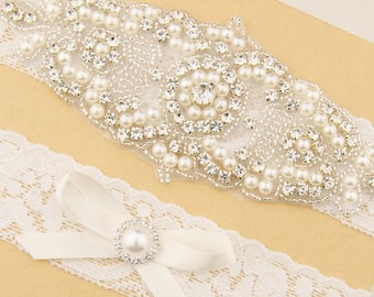 SALE Wedding Garter Set bridal garter White Lace Bridal Garter Set Crystal Pearl Garter Set Vintage Garter White Lace Keepsake Custom Garter