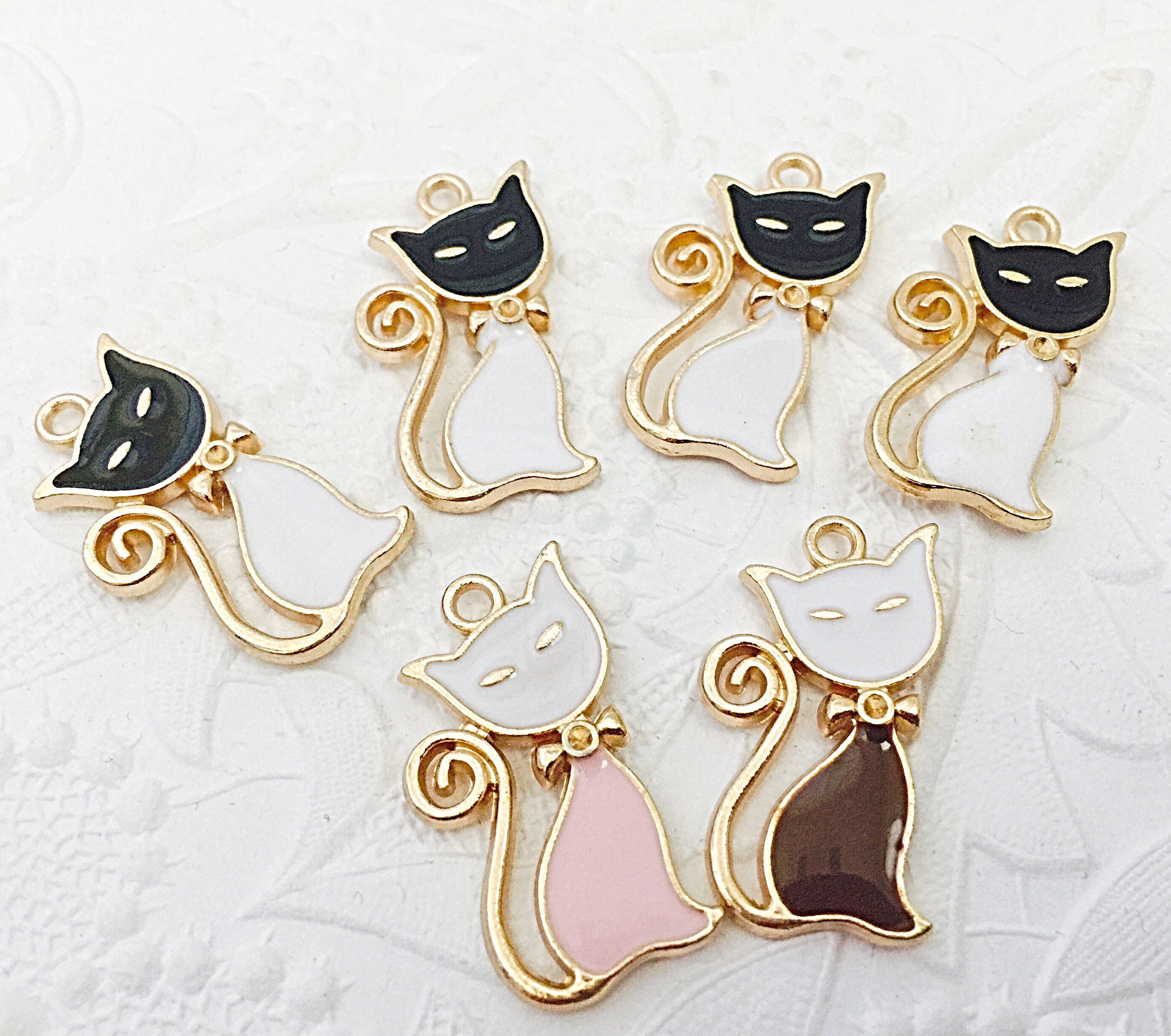 6 Cat Charms Enamel Cat Charms Gold Cat Charms 28mm x 16mm