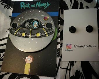 Rick And Morty Pin - Rick Sanchez UFO Spaceship Alien Enamel Lapel Pin