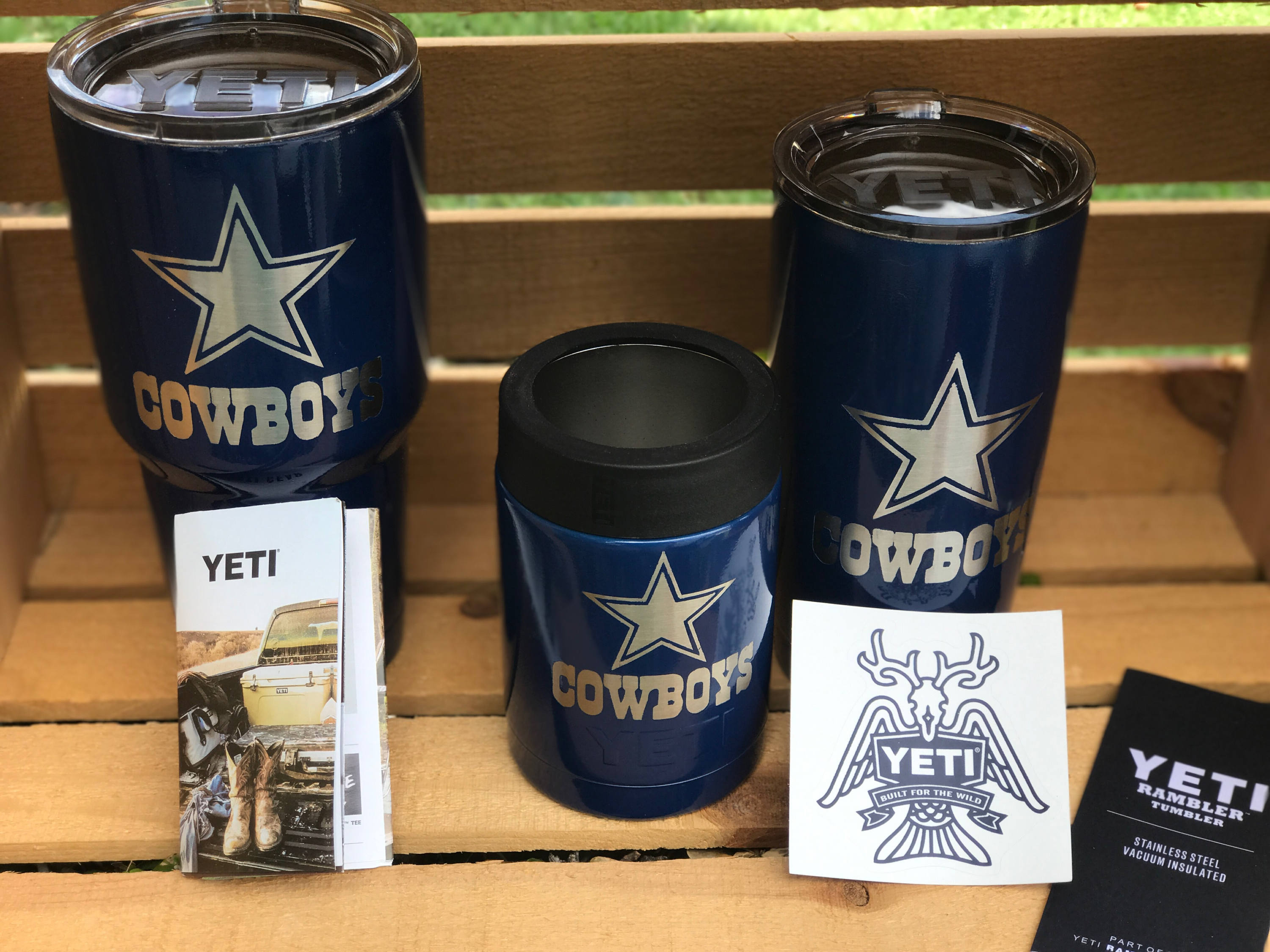 Ships tomorrow 30oz Yeti RTIC Tumbler Dallas Cowboys