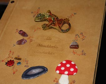Artist's book "Old over-estimated stories"