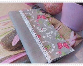 Protects booklet of family grey/pink butterfly quilted for comfort
