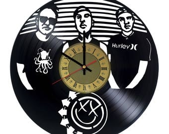 Blink 182 vinyl record wall clock - great decor idea for music lovers - music gift idea for men or women, girls or boys