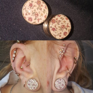 Buyer photo Jillian Hooten, who reviewed this item with the Etsy app for Android.