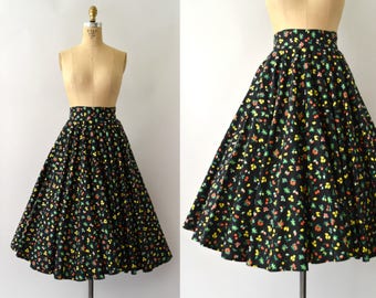 1950s Vintage Skirt - 50s Vegetable Print Circle Skirt - Novelty Print Cotton
