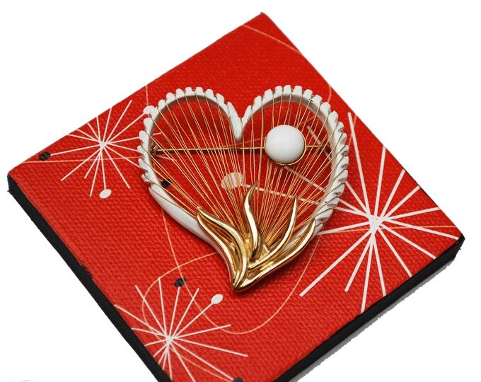 Heart Brooch - Signed Brooks - White milk Glass - Gold wire weave - Mid century pin