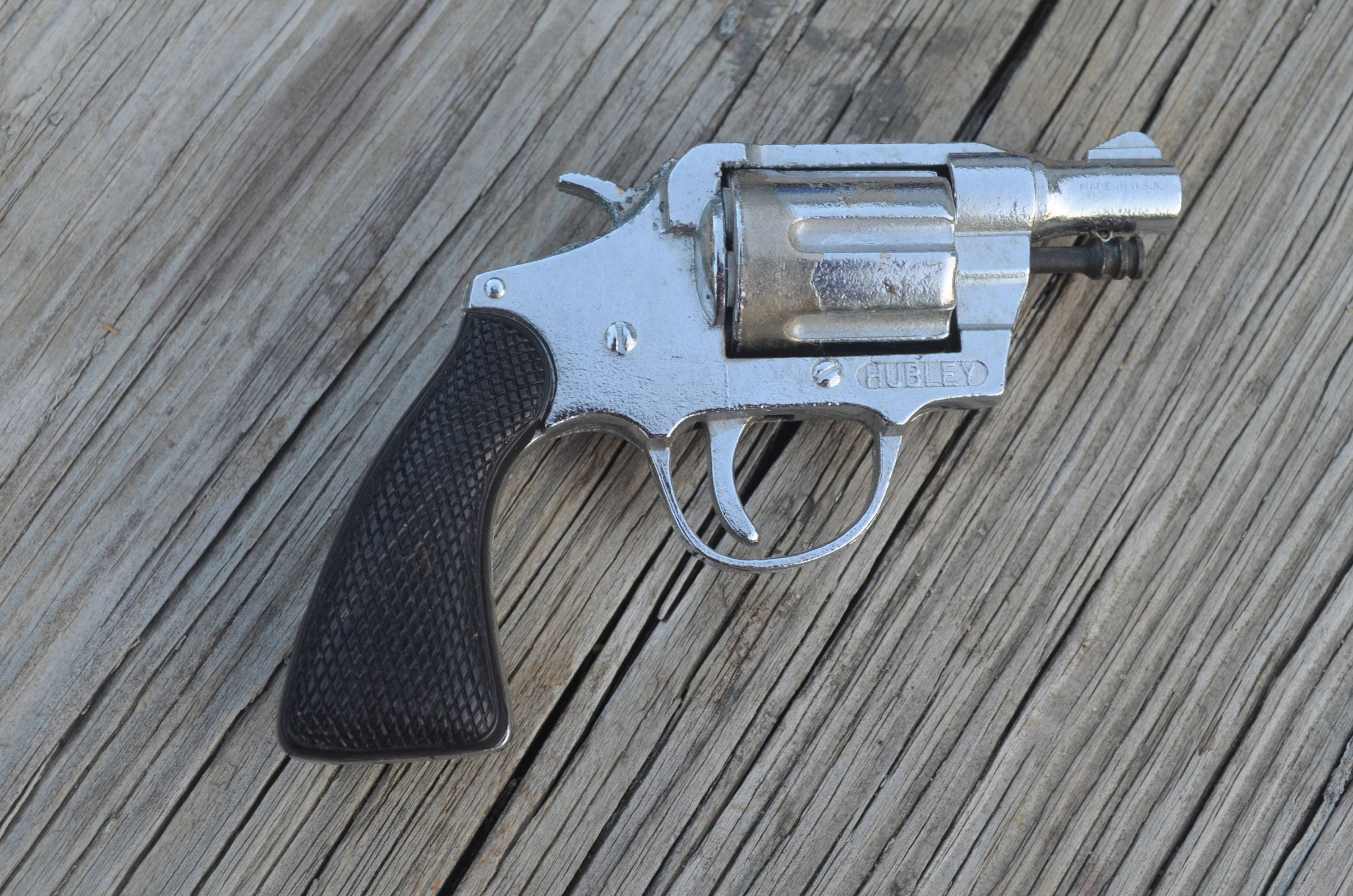 Vintage TOY Hubley Colt Detective Special cap gun