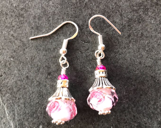 Pink Flower Earrings - Drop Dangle Earrings - Beaded Earrings - Rose Floral Earrings - Floral Earrings - Dangle earrings - Floral Jewel