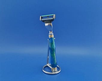 Handcrafted razor handle, acrylic, Mach3 or Fusion