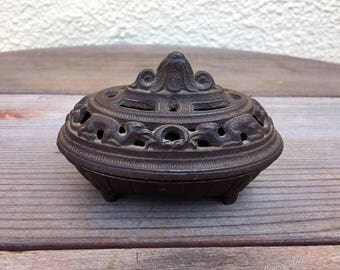 Vintage Cast Iron Metal Incense Art Deco Vantines Incense Burner #624
