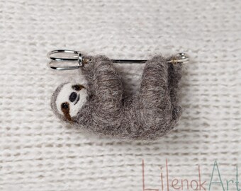 Sloth brooch, Felt brooch, Felt sloth pin, Hanging Sloth, Cute Sloth jewelry, Made to order
