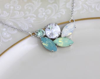Crystal Bridal necklace, Mint green necklace, Bridal jewelry, Bridesmaid necklace, Sea foam green, Swarovski crystal necklace, Vintage style