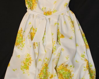 Kids Summer Dress Brand New Unused Light Flowery Fabric for a girl 4 to 5 years old Handmade / Handcrafted in Canada