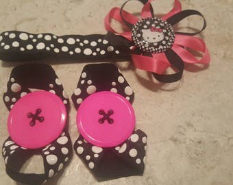 Hello Kitty Elastic Headband and Barefoot Button Sandles Size 0 to 3 Months