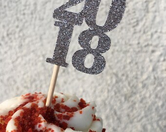 2018 Silver Glitter Cupcake Topper. Cake Topper. Cupcake Decor. Cake Decor. Baked Goodies Decor. Happy New Year