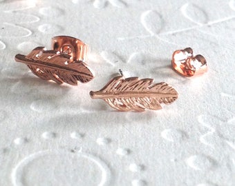 Rose gold Feather earrings, stud feather earrings rose gold, mini feather earrings, rose gold earrings, studs earrings, feather earings,
