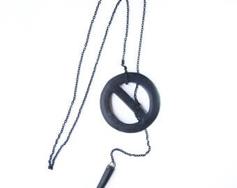 Sansa Stark Black Necklace | Replica Sansa Stark pendant | Cosplay Sansa Stark | Game of Thrones Cosplay | Sansa Stark Costume