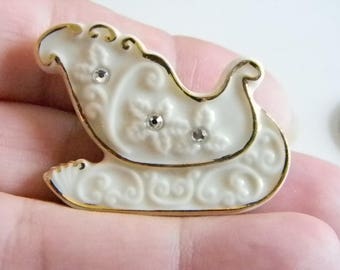 Lenox White Porcelian Holiday Christmas Santa Sleigh Pin Brooch W/Crystals
