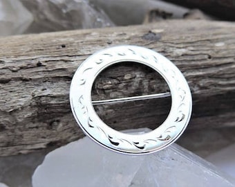 Sterling Silver Circle Brooch