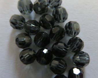 Round 4 mm Morion Swarovski pearls