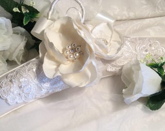 Bridal Gown Hanger, Silk Dress Hanger, Wedding Dress Hanger, Lace Dress Hanger, Elegant Bridal Gown Hanger, Padded Hanger