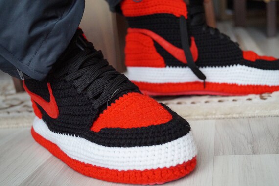 knitted jordan 1s