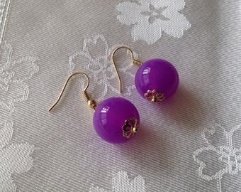 Pretty pair of dangle earrings