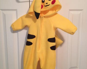 Pikachu costume (baby/toddler)