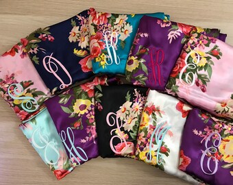 Bridesmaid robes set of 7, satin robes,bridal party robes, getting ready robes, pajama, gift for bride, maid of honor, wedding day outfit