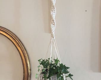 Macrame hanger
