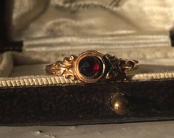 Georgian Garnet Ring, Circa 1760.