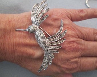 Lovely Vintage Sterling & Genuine Marcasite Hummingbird Brooch/Pin>> New old stock, never worn>> Low Pricing