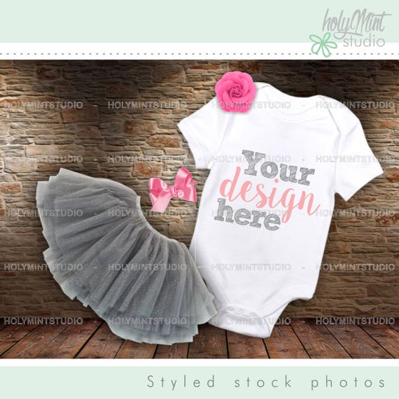 Download Baby Onesie Mockup Baby Mockup Onesie Mockup Bodysuit