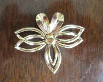 Vintage Costume Jewelry 1/12 20 K G.F. Flower Brooch FREE SHIPPING