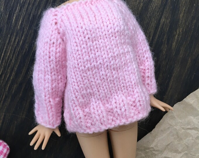 Oversize knitted sweater for Blythe doll. Blythe collection doll. Clothes for Blythe. Jacket for blythedoll.