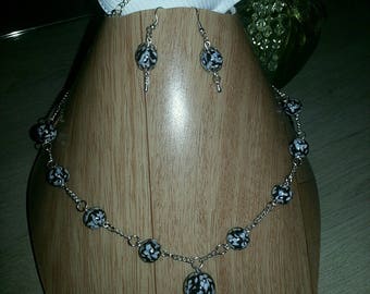 Set complete necklace earrings and bracelets €17