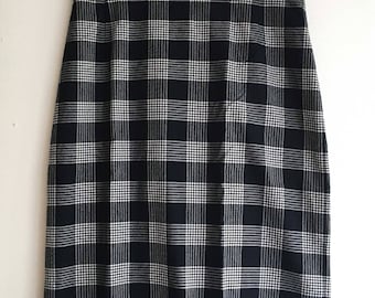 Dark blue and white Checkered Vintage pencil skirt size 40