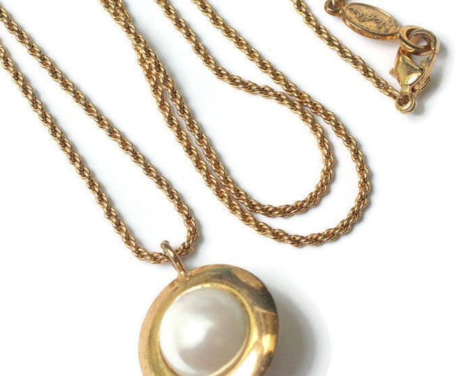 Faux Pearl Pendant Necklace Modernist Orb Signed Napier Gold Tone Chain Vintage