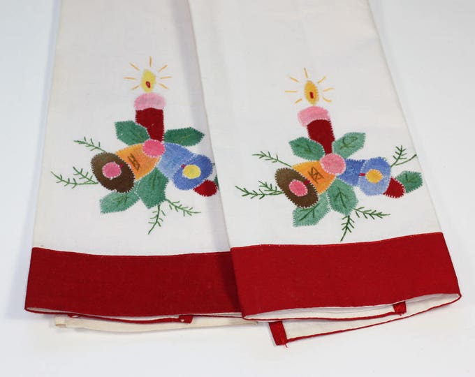 Set of 2 Embroidered Applique Christmas Towels Bells Candle Vintage