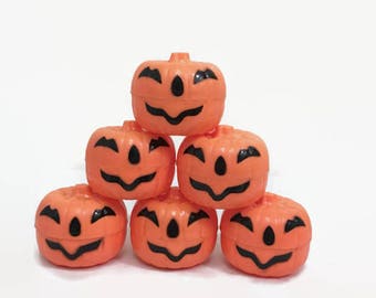 plastic pumpkin containers vintage halloween decorations small jack olanterns for candy - Plastic Pumpkins plastic pumpkin containers vintage halloween decorations small jack olanterns for candy - Plastic Pumpkins