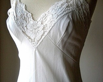 Vintage Dress Slip Negligee Gown Peignoir Petticoat Trticot Nylon Lace White 34 Movie Star